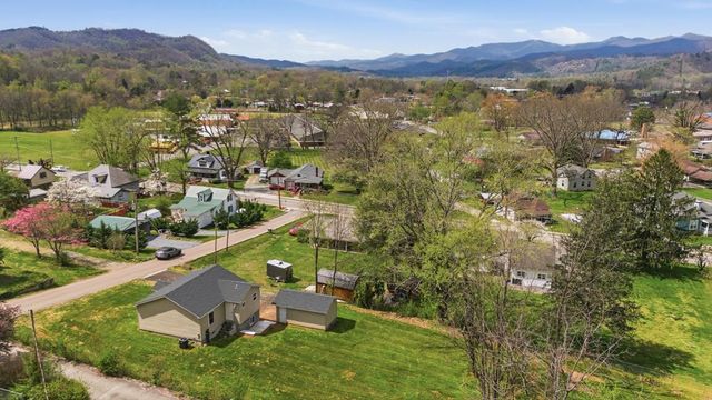 39 Justus, Andrews, NC 28901