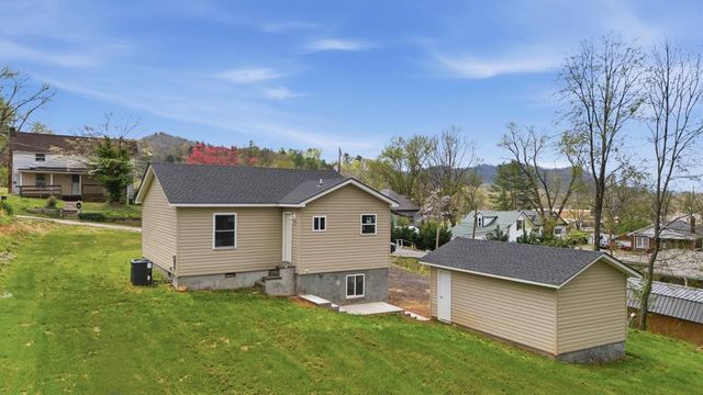 39 Justus, Andrews, NC 28901