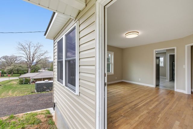 39 Justus, Andrews, NC 28901