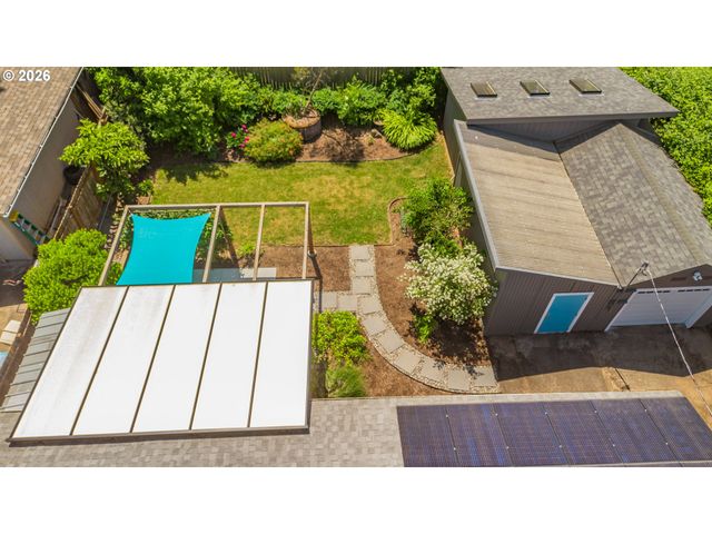 11808 Se TAYLOR St, Portland, OR 97216