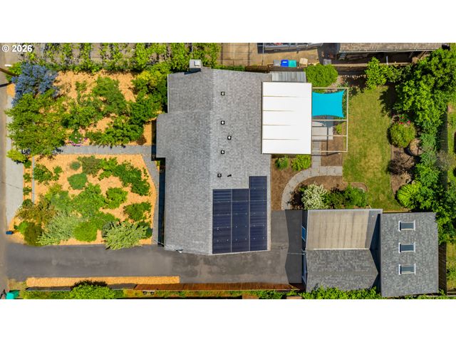 11808 Se TAYLOR St, Portland, OR 97216