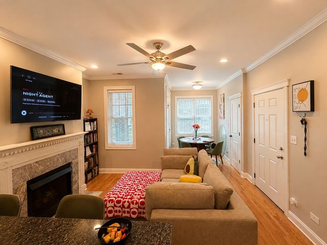 6621 S Ingleside Avenue 1S, Chicago, IL 60637