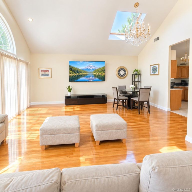 69-29 53rd Drive, Maspeth, NY 11378 — photo 3