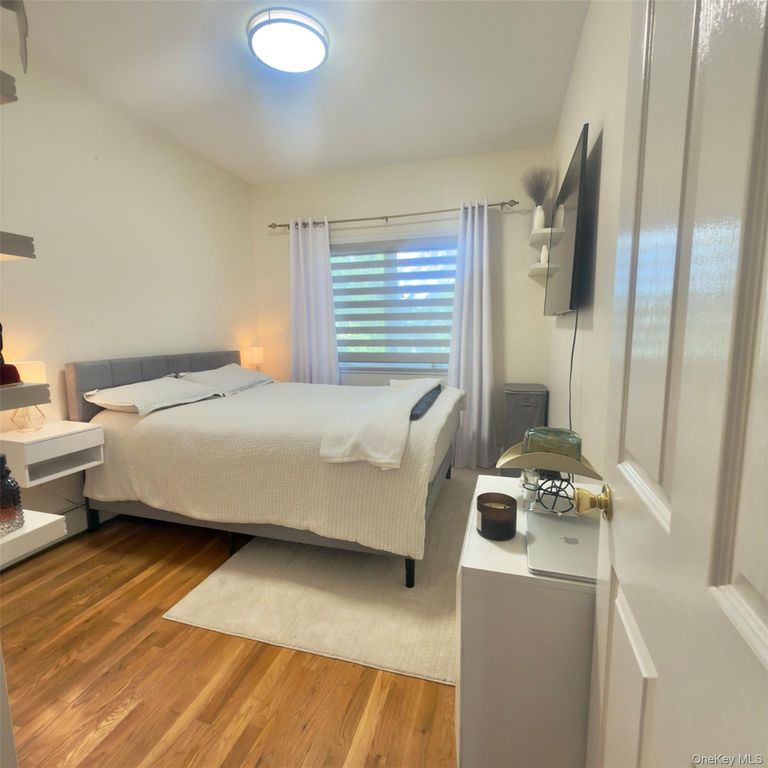 69-29 53rd Drive, Maspeth, NY 11378 — photo 5