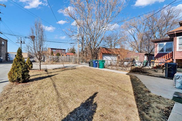 9436 S Spaulding Avenue, Evergreen Park, IL 60805