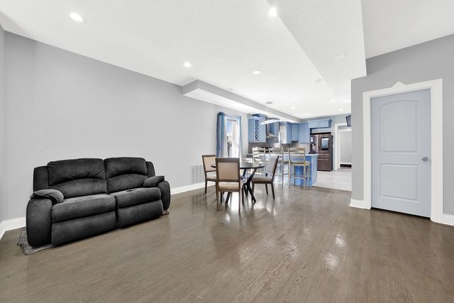 9436 S Spaulding Avenue, Evergreen Park, IL 60805