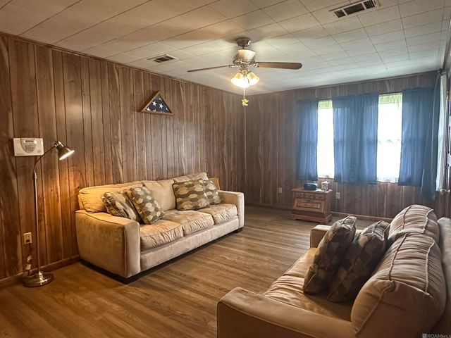 6313 Kleinpeter Rd, Baton Rouge, LA 70811