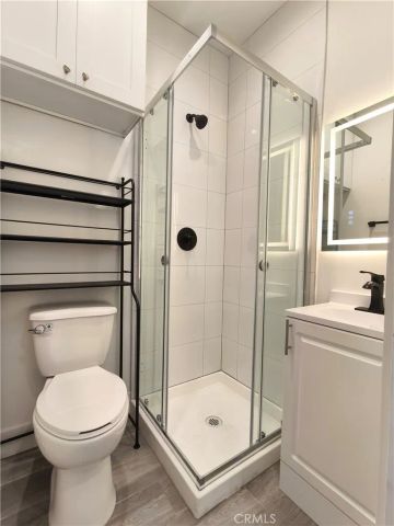 3020 S Normandie Street, Los Angeles, CA 90007