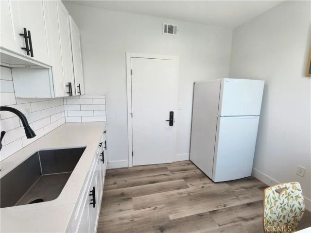3020 S Normandie Street, Los Angeles, CA 90007