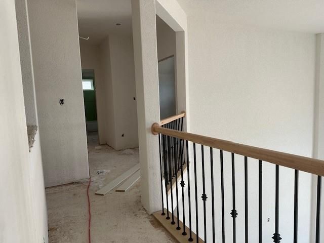 816 S Hemingway LOOP, Liberty Hill, TX 78642