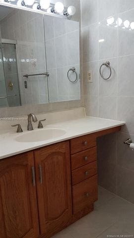 150 SE 25 RD 15F, Miami, FL 33129