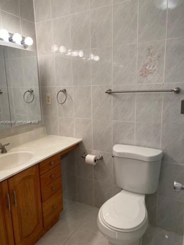 150 SE 25 RD 15F, Miami, FL 33129