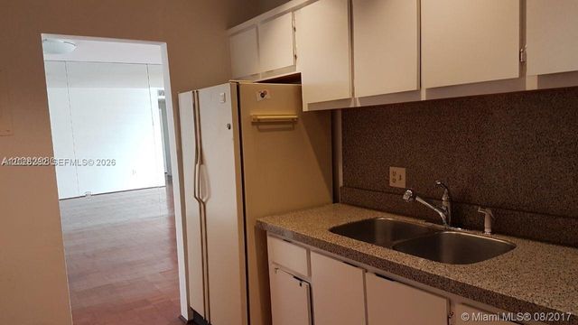 150 SE 25 RD 15F, Miami, FL 33129