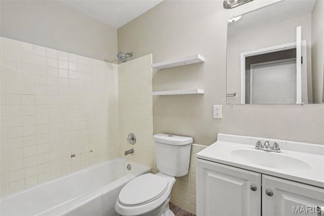 3665 Santiago Drive, Florissant, MO 63033
