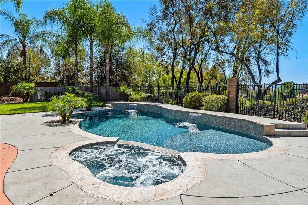 31383 Britton Circle, Temecula, CA 92591 — exterior