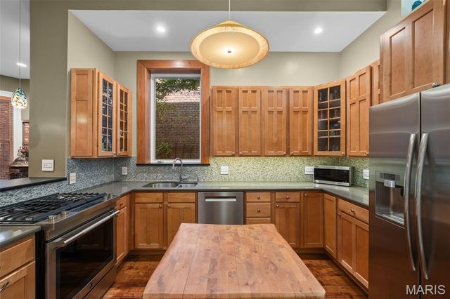 1816 Hickory Street, St Louis, MO 63104