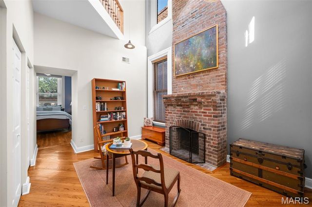 1816 Hickory Street, St Louis, MO 63104