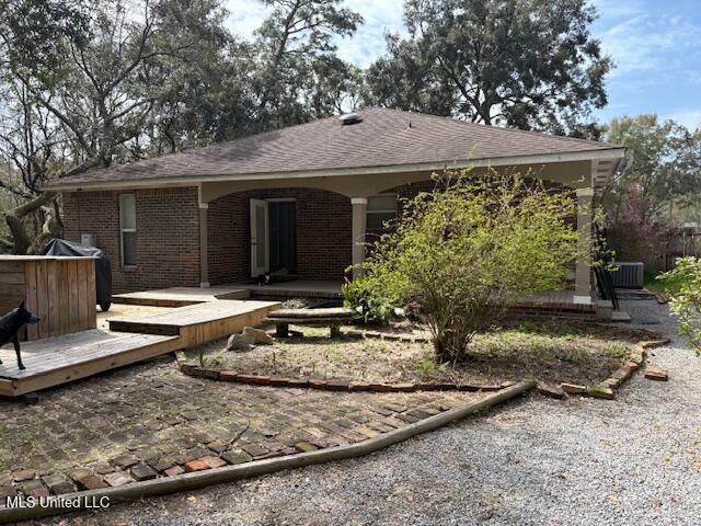 520 Pine Street, Ocean Springs, MS 39564
