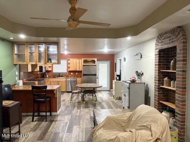 520 Pine Street, Ocean Springs, MS 39564