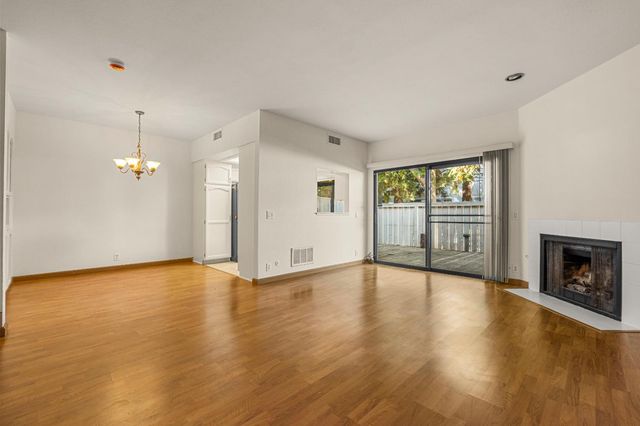 7835 Windsor Ln, Citrus Heights, CA 95610