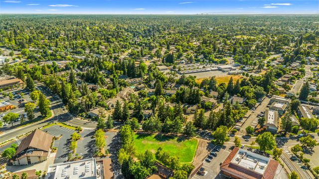 7835 Windsor Ln, Citrus Heights, CA 95610