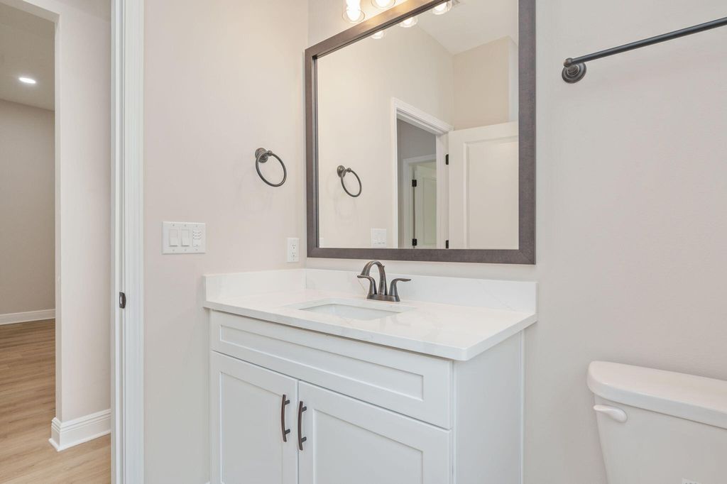 Image 29 of property listing at 703A Brock Avenue, Crestview, FL 32539