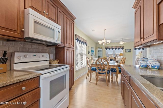 215 E Ft Macon Road, Atlantic Beach, NC 28512