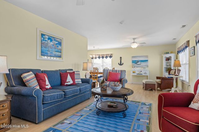 215 E Ft Macon Road, Atlantic Beach, NC 28512