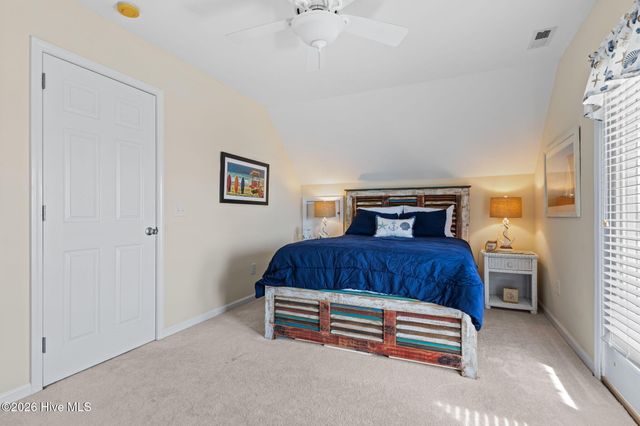 215 E Ft Macon Road, Atlantic Beach, NC 28512