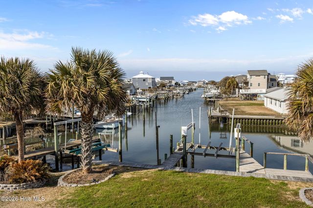 215 E Ft Macon Road, Atlantic Beach, NC 28512