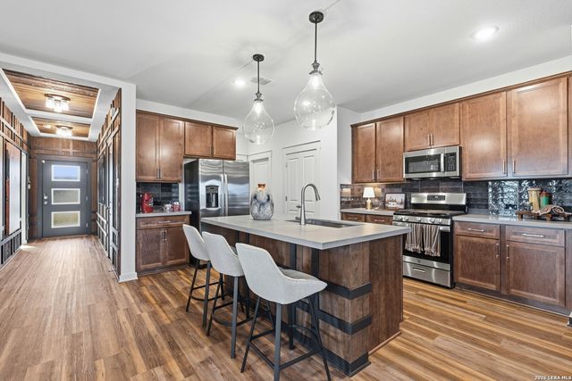 151 Red Arrow, San Antonio, TX 78253