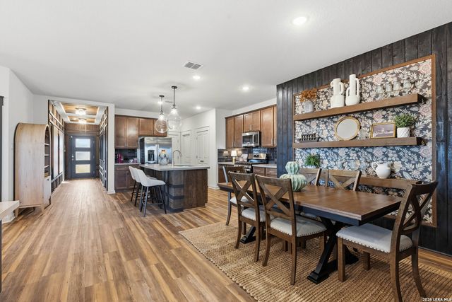 151 Red Arrow, San Antonio, TX 78253