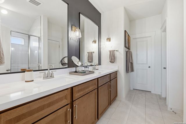 151 Red Arrow, San Antonio, TX 78253