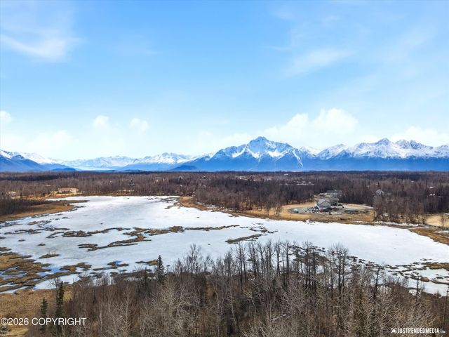 4015 N Hazelwood Circle, Palmer, AK 99645