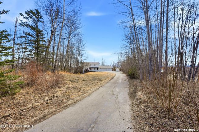 4015 N Hazelwood Circle, Palmer, AK 99645