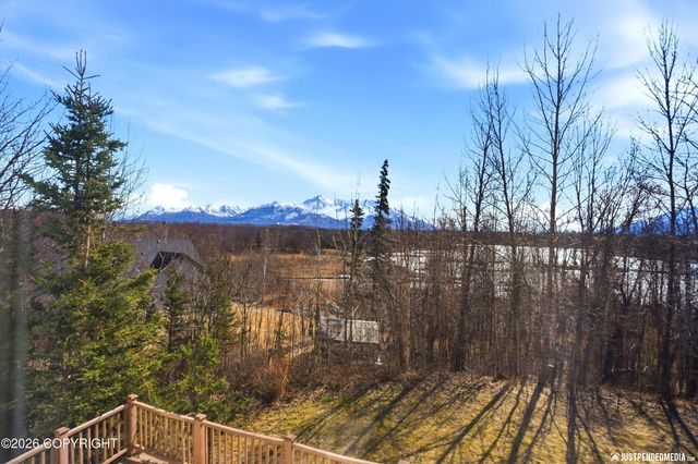 4015 N Hazelwood Circle, Palmer, AK 99645