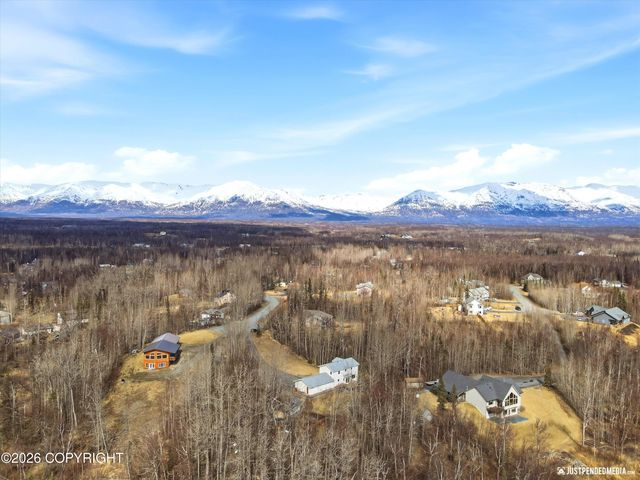 4015 N Hazelwood Circle, Palmer, AK 99645