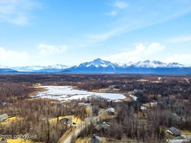 4015 N Hazelwood Circle, Palmer, AK 99645