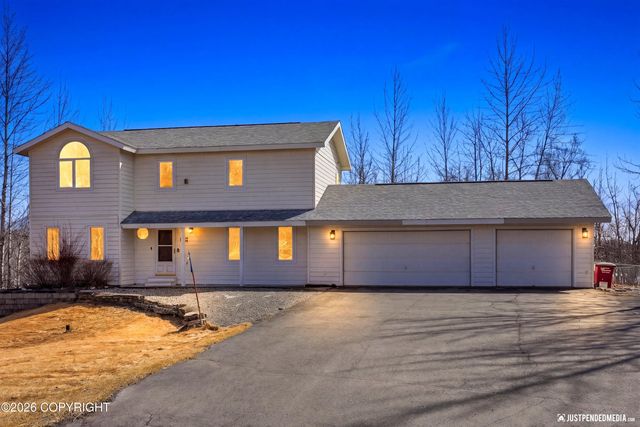 4015 N Hazelwood Circle, Palmer, AK 99645