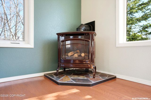 4015 N Hazelwood Circle, Palmer, AK 99645