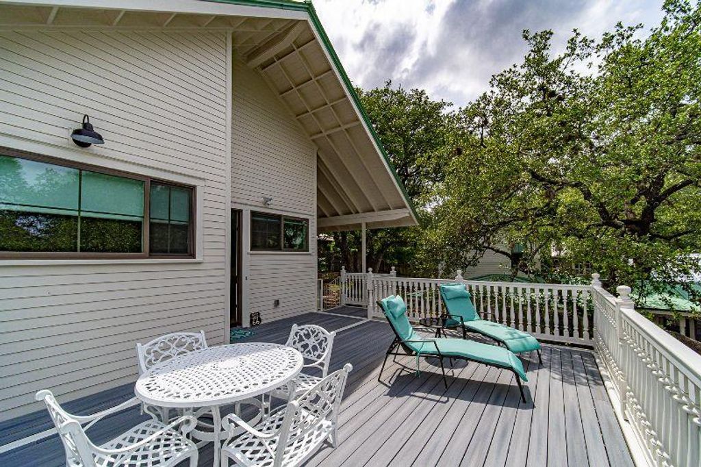 509 E Live Oak ST, Austin, TX 78704