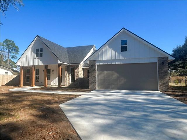 5707 NAVAHO Trail, Alexandria, LA 71301