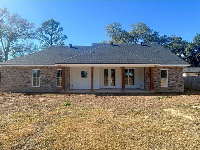 5707 NAVAHO Trail, Alexandria, LA 71301
