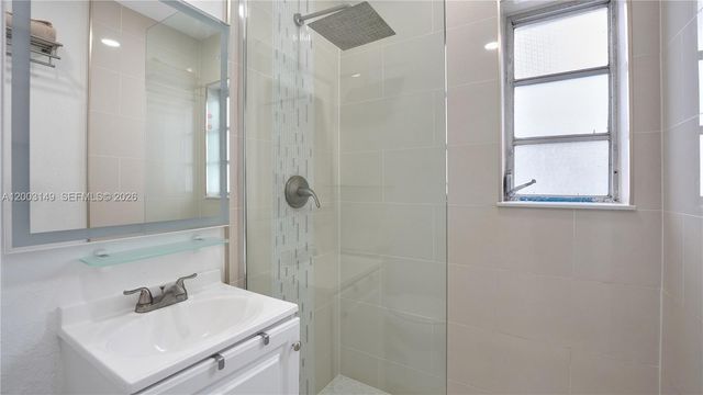1441 NE 154th Ter, North Miami Beach, FL 33162