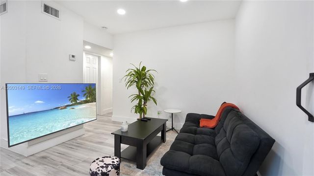 1441 NE 154th Ter, North Miami Beach, FL 33162