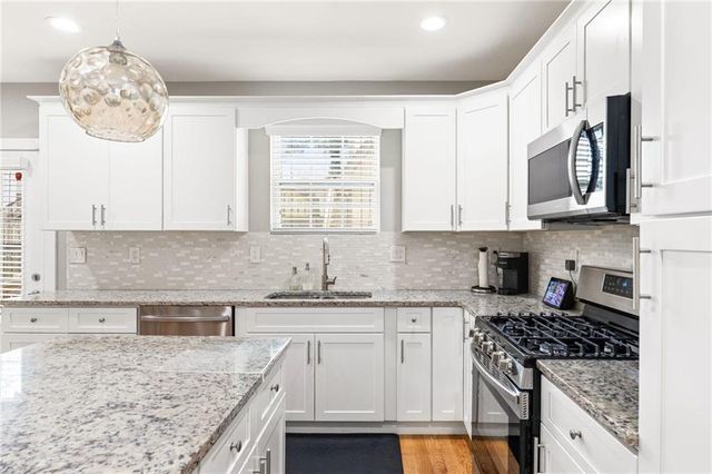 221 Laurel Avenue, Atlanta, GA 30314