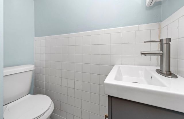 4329 S Wood Street, Chicago, IL 60609