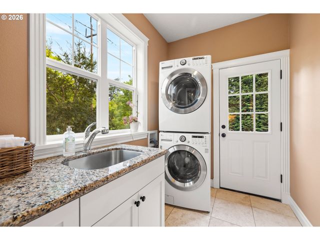 4607 Ne GARFIELD Ave, Portland, OR 97211