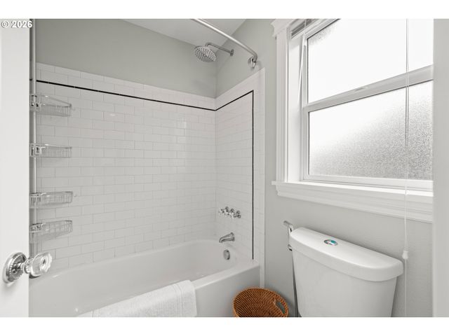 4607 Ne GARFIELD Ave, Portland, OR 97211