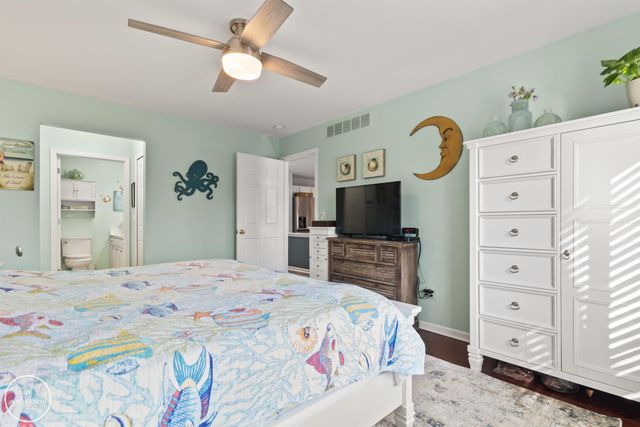 29910 Kenwood Court, Roseville, MI 48066